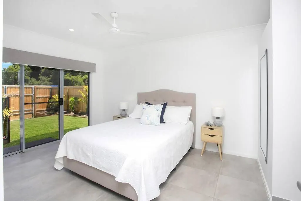 Seaside Heated Pool 3 Bedroom Palm Cove Semesterbostad