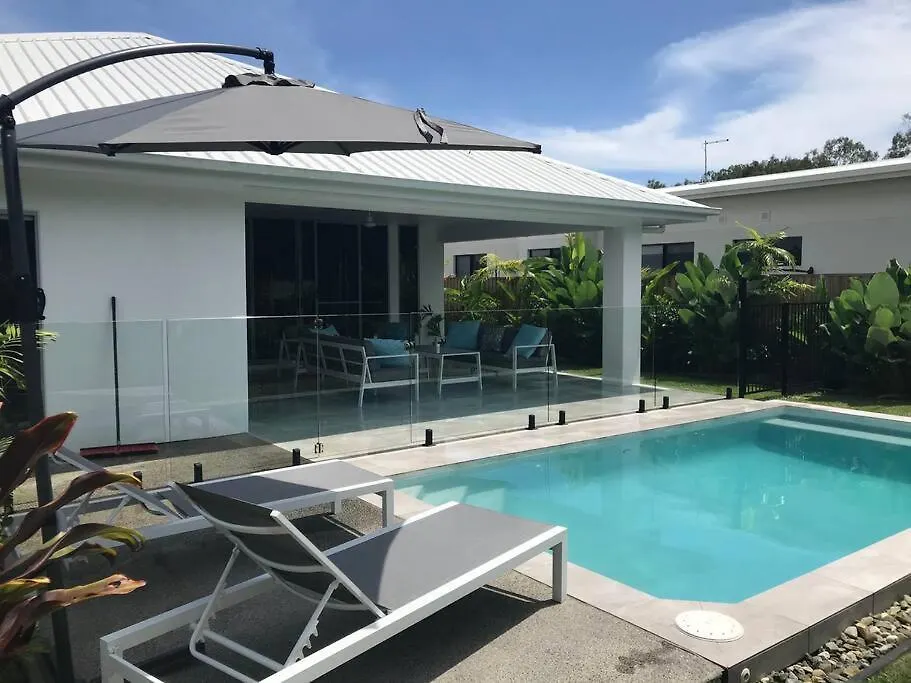 Seaside Heated Pool 3 Bedroom Palm Cove 0*,  Australien